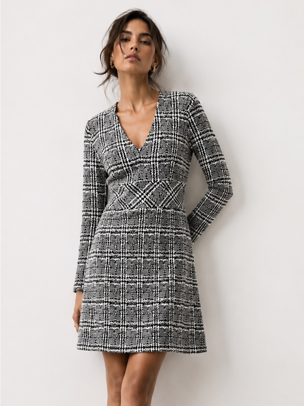 Michael Kors | S | Plaid V-Neck Long Sleeve Dress - Black & White